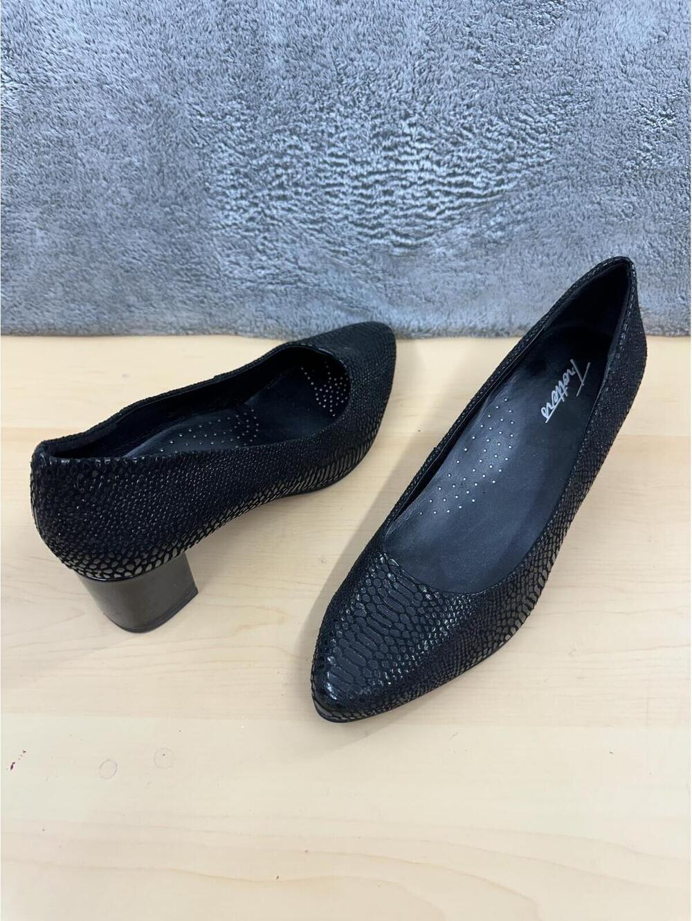 Trotters Black Textured Low Heel Pumps